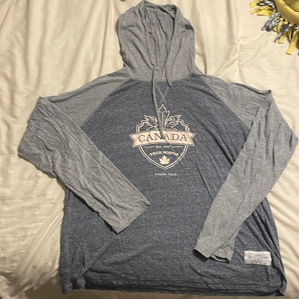 Hooded long sleeve shirt